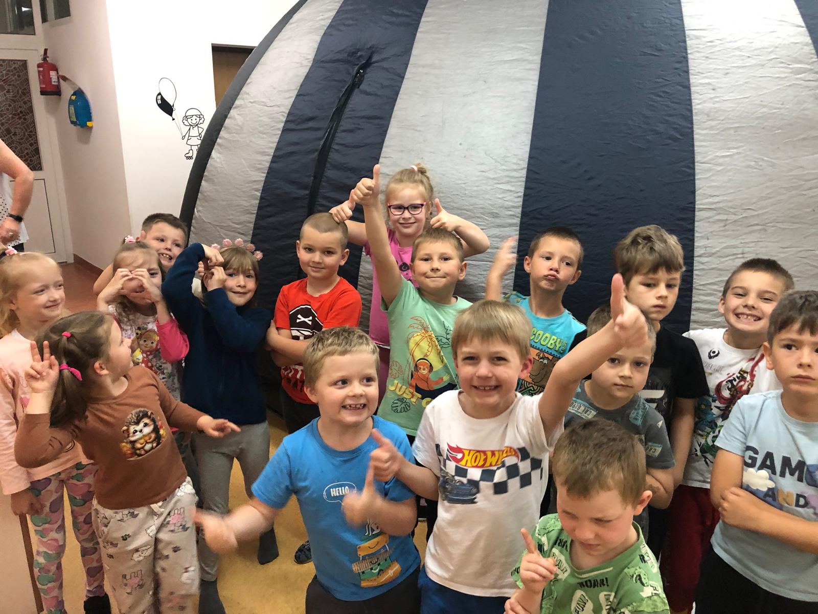 Planetarium Mobilne w przedszkolu
